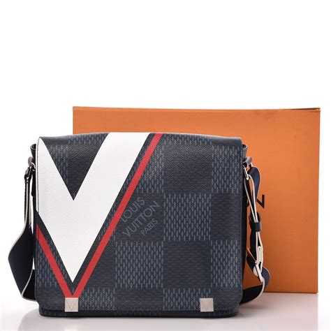 LOUIS VUITTON Damier Cobalt Latitude America's Cup District 